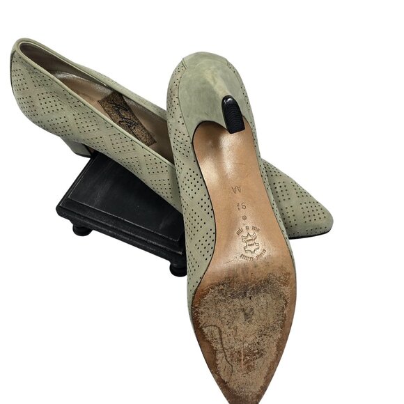 Vtg Amalfi Women's Grey Italian Nubuck Leather Heels Pumps Sz 9.5 AA - Picture 9 of 10